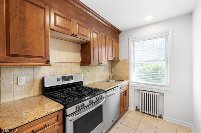 349 Bloomfield Ave 33, Verona Twp., NJ 07044