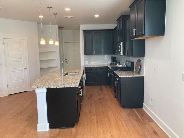 2308 Montague ST, Austin, TX 78741