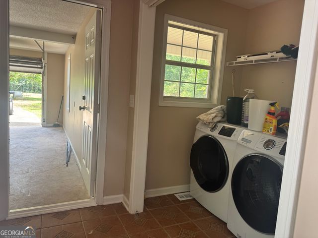 318 Garr Road, Jackson, GA 30233