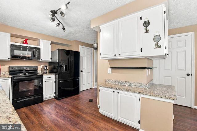 16125 OLMSTEAD LN, Woodbridge, VA 22191