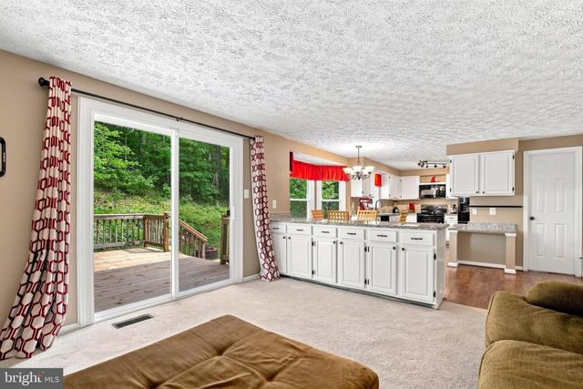 16125 OLMSTEAD LN, Woodbridge, VA 22191