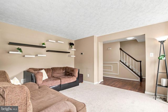 16125 OLMSTEAD LN, Woodbridge, VA 22191