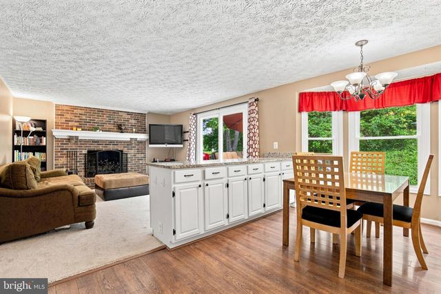 16125 OLMSTEAD LN, Woodbridge, VA 22191