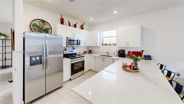 2628 SE 8th Ct, Homestead, FL 33035