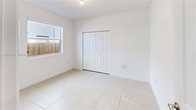 2628 SE 8th Ct, Homestead, FL 33035