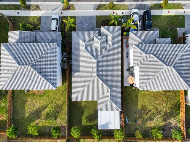 2628 SE 8th Ct, Homestead, FL 33035