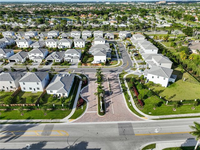 2628 SE 8th Ct, Homestead, FL 33035