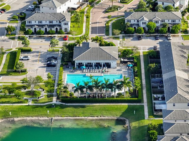 2628 SE 8th Ct, Homestead, FL 33035