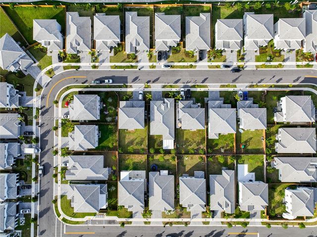 2628 SE 8th Ct, Homestead, FL 33035