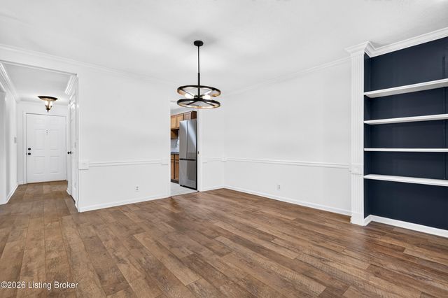 804 Forest Park Rd, Louisville, KY 40223