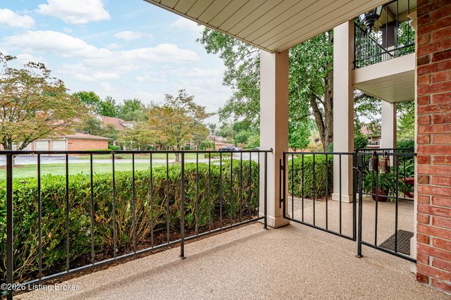 804 Forest Park Rd, Louisville, KY 40223