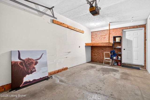 804 Forest Park Rd, Louisville, KY 40223