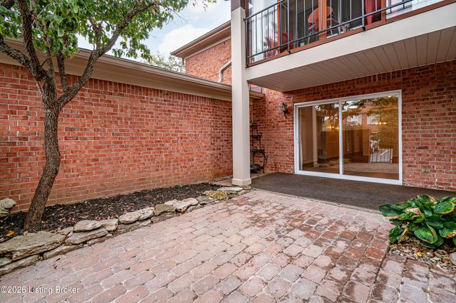 804 Forest Park Rd, Louisville, KY 40223