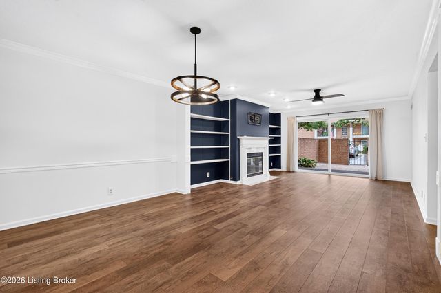 804 Forest Park Rd, Louisville, KY 40223