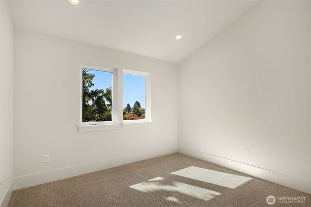 7342 20th Avenue NW, Seattle, WA 98117