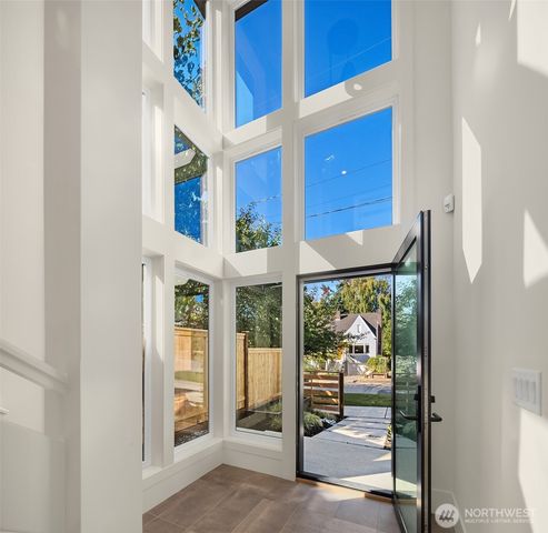 7342 20th Avenue NW, Seattle, WA 98117