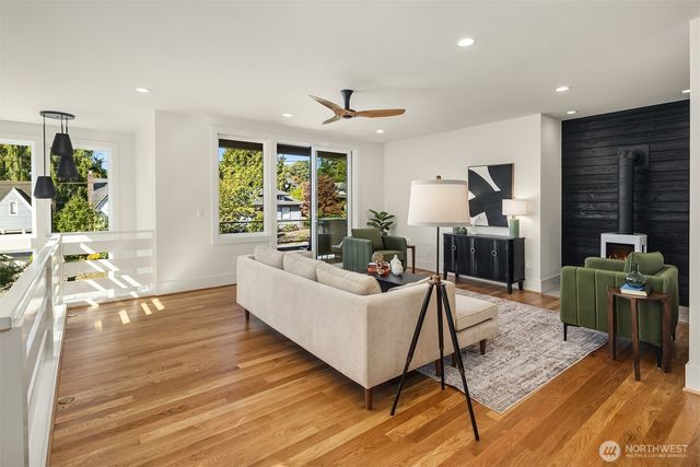 7342 20th Avenue NW, Seattle, WA 98117