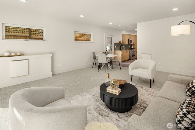 7342 20th Avenue NW, Seattle, WA 98117