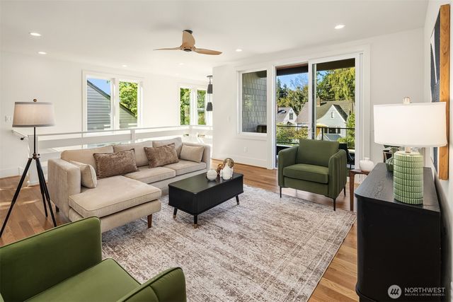 7342 20th Avenue NW, Seattle, WA 98117