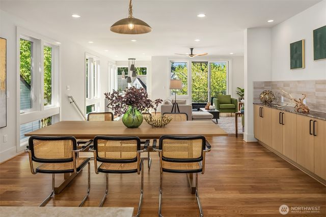 7342 20th Avenue NW, Seattle, WA 98117