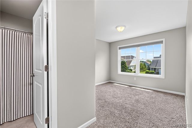 28 Cumberland St, Lancaster, NY 14086