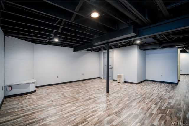 28 Cumberland St, Lancaster, NY 14086