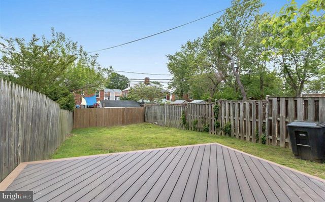 308 S VEITCH ST, Arlington, VA 22204