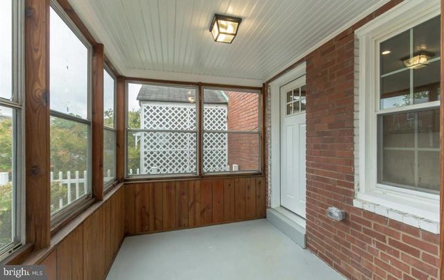 308 S VEITCH ST, Arlington, VA 22204