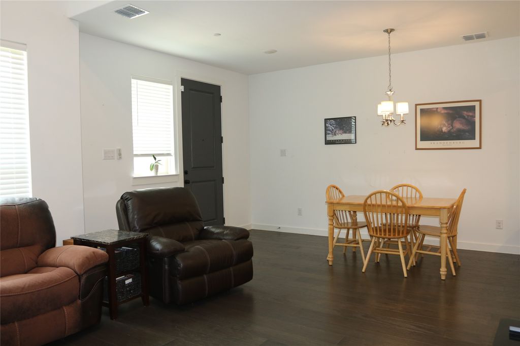 2729 Vista Park Lane, Lewisville, TX 75067 — photo 3