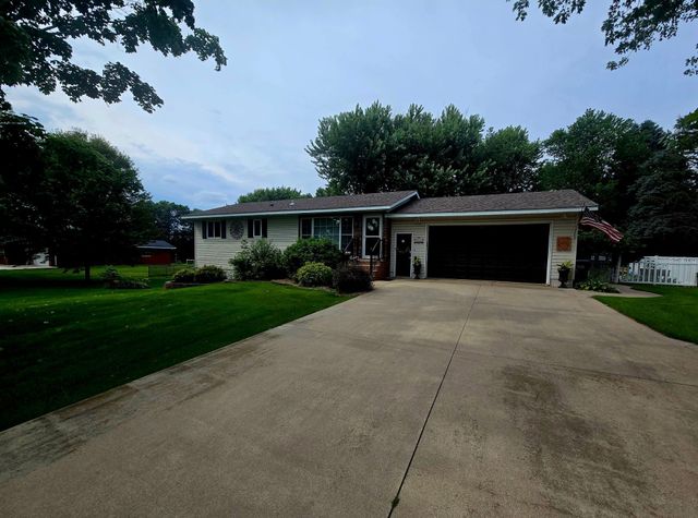 15566 241st Street, Cold Spring, MN 56320