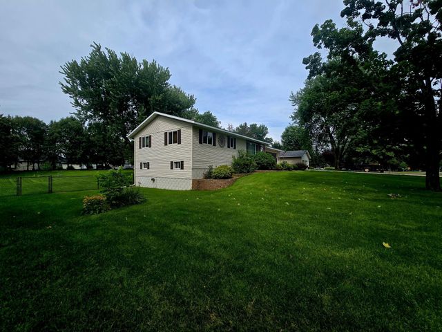 15566 241st Street, Cold Spring, MN 56320