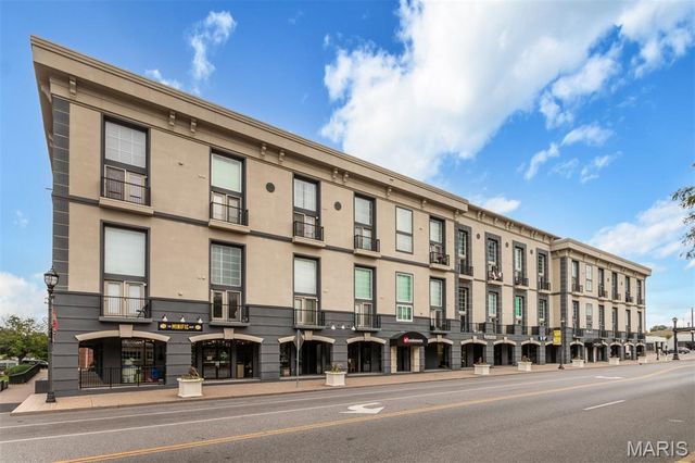 200 S Kirkwood Road 317, Kirkwood, MO 63122