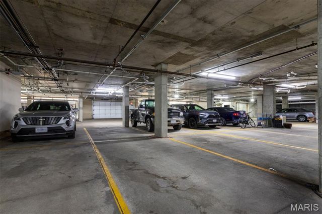 200 S Kirkwood Road 317, Kirkwood, MO 63122