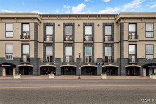 200 S Kirkwood Road 317, Kirkwood, MO 63122