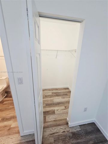 127 NE 184th Ter 127, Miami, FL 33179