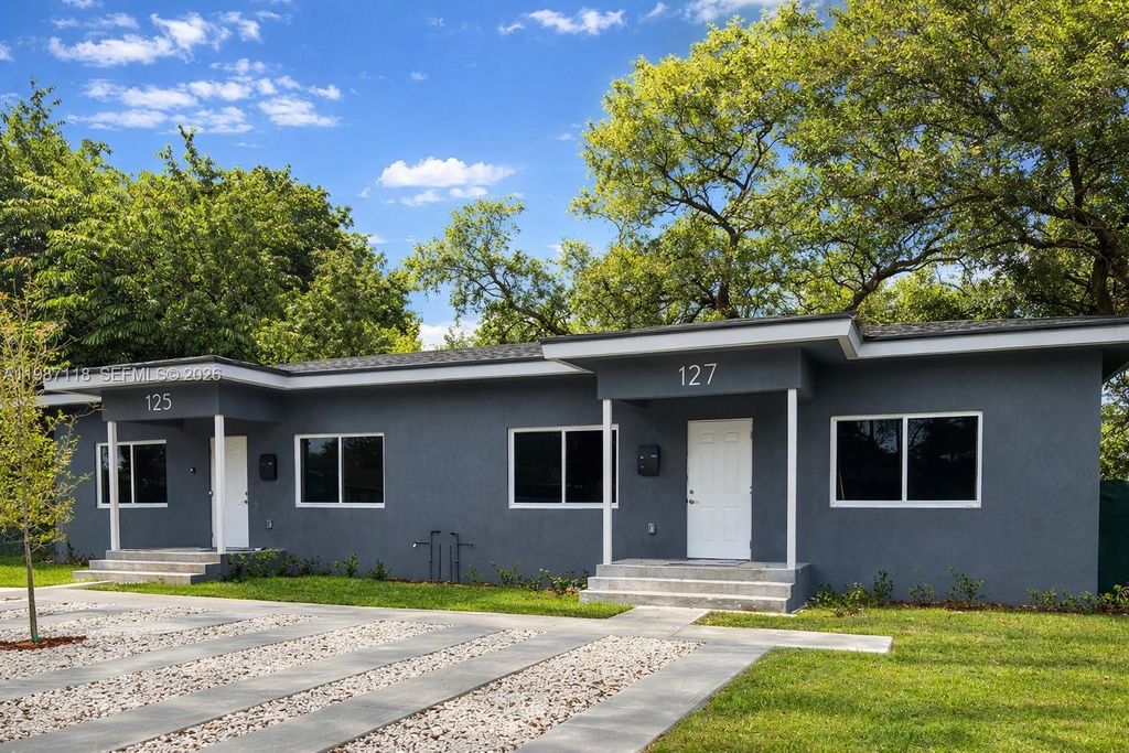 127 NE 184th Ter 127, Miami, FL 33179