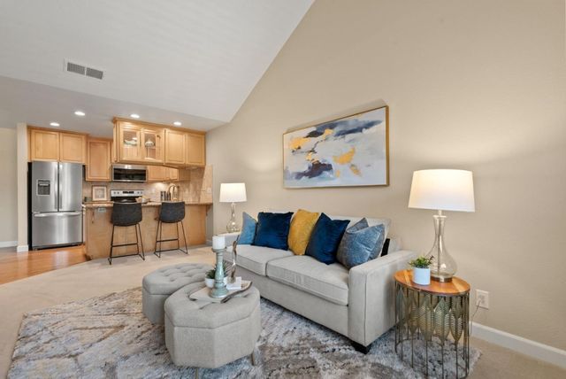 7 Arabian Way, Scotts Valley, CA 95066