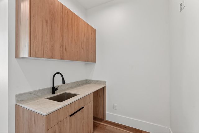 6822 Sidney Street A, Houston, TX 77021
