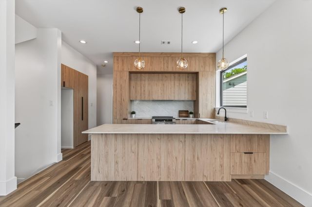 6822 Sidney Street A, Houston, TX 77021