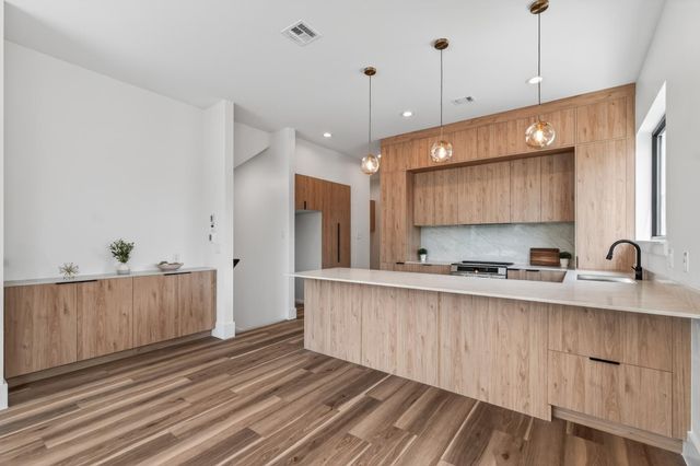 6822 Sidney Street A, Houston, TX 77021