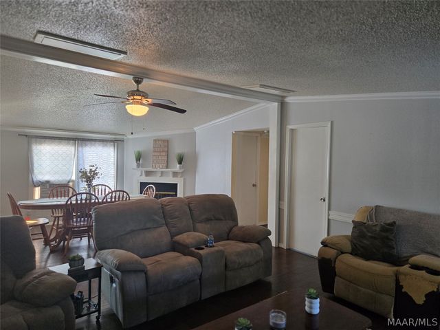 1813 County road 117 Road, Prattville, AL 36067