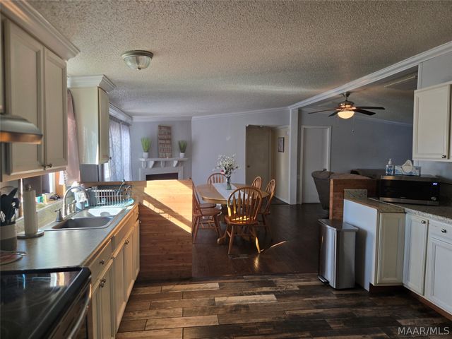 1813 County road 117 Road, Prattville, AL 36067