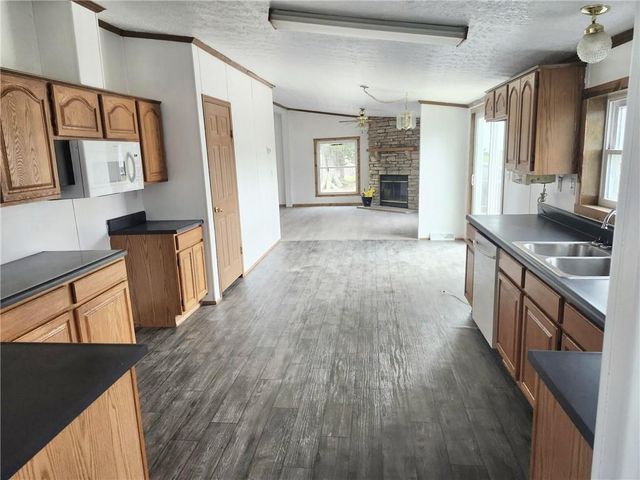 500 W Cain Street, Princeton, MO 64673