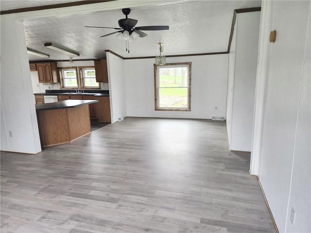 500 W Cain Street, Princeton, MO 64673