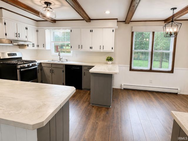 7716 Ridgeside Lane, Fort Wayne, IN 46835