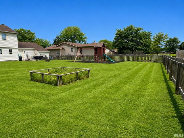 7716 Ridgeside Lane, Fort Wayne, IN 46835
