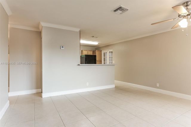 2411 NE 10th Ave, Pompano Beach, FL 33064