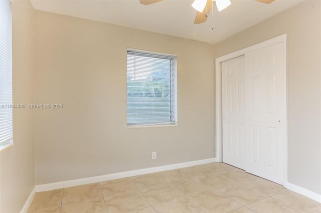 2411 NE 10th Ave, Pompano Beach, FL 33064