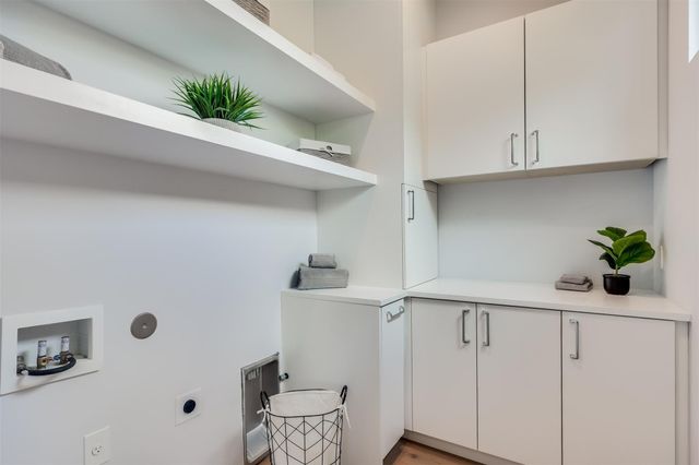107 W Johanna ST C, Austin, TX 78704