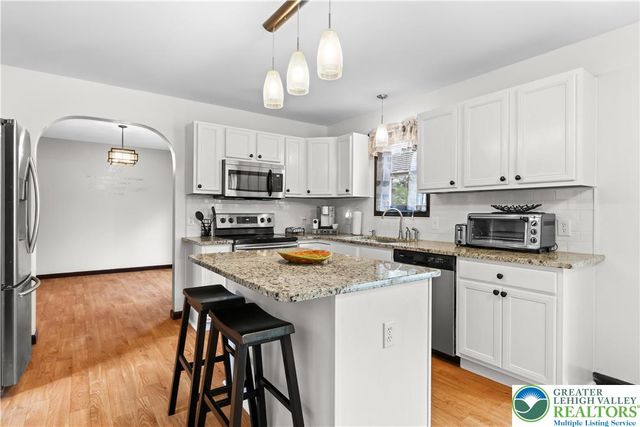 226 Regent Street, Lehman Twp, PA 18324